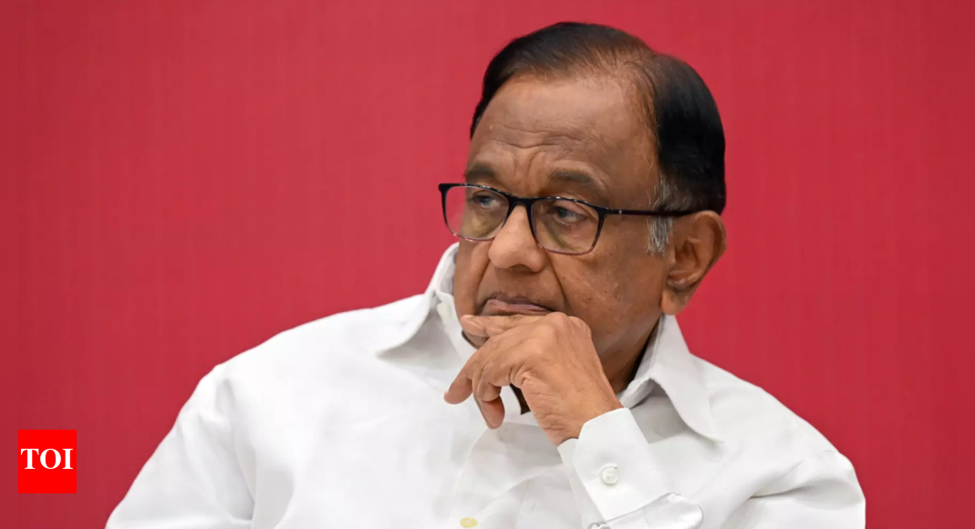 ‘misleading,-baseless’:-ec-fact-checks-chidambaram’s-migrant-voters-claim