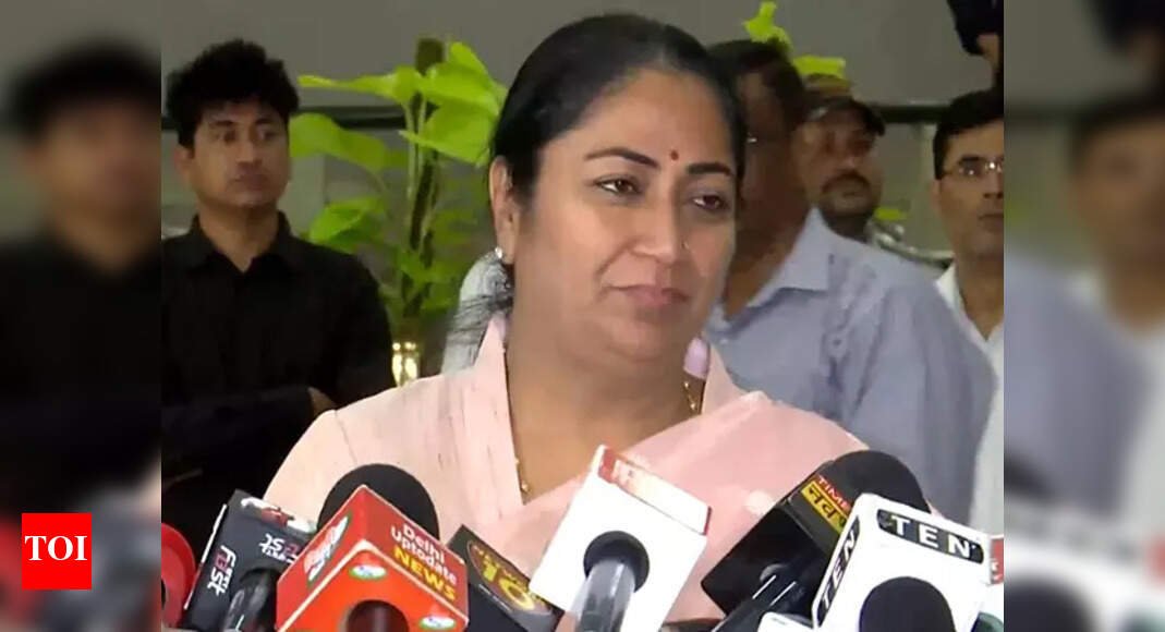 delhi-assembly-to-go-paperless-from-august-4;-education-bill-to-be-tabled-in-e-vidhan-sabha-session
