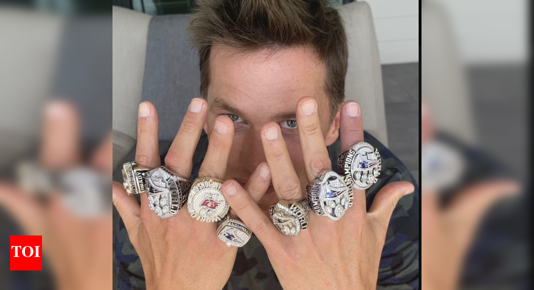 tom-brady-turns-48,-and-the-internet-can’t-decide-whether-to-worship-or-roast-him