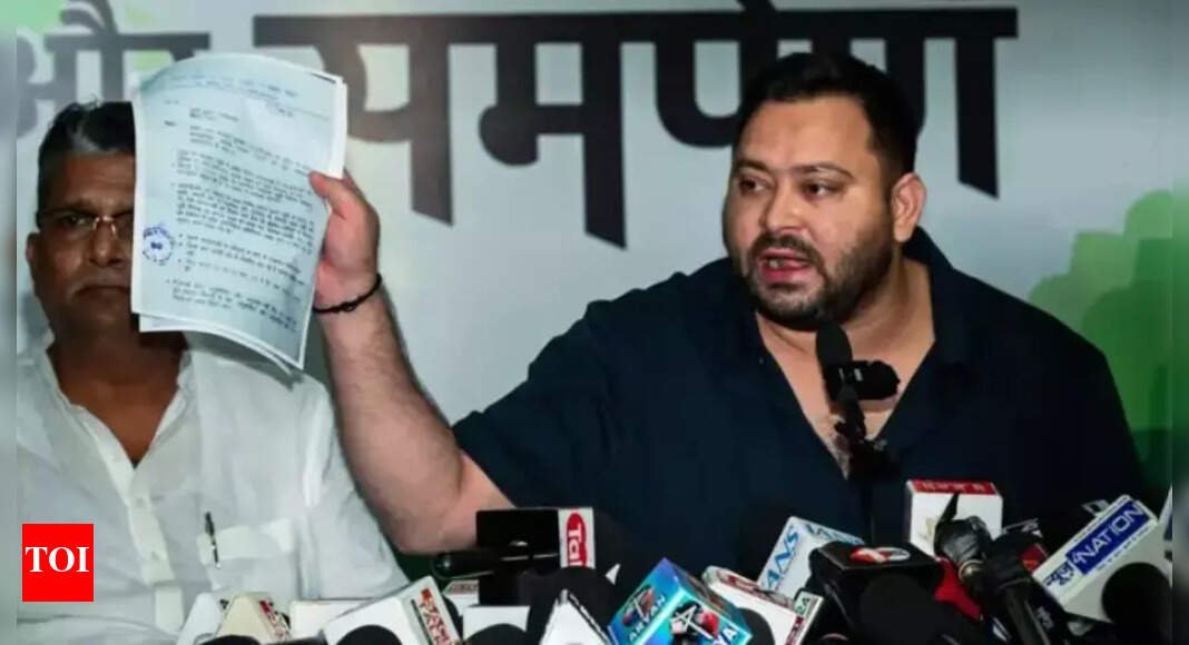 tejashwi-voter-id-under-ec-scanner:-epic-number-he-cited-doesn’t-exist;-seeks-original-card