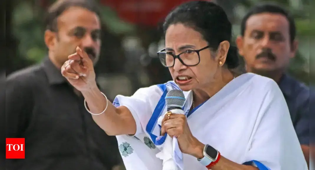 mamata-banerjee-slams-delhi-police-for-‘help-translate-bangladeshi’-note