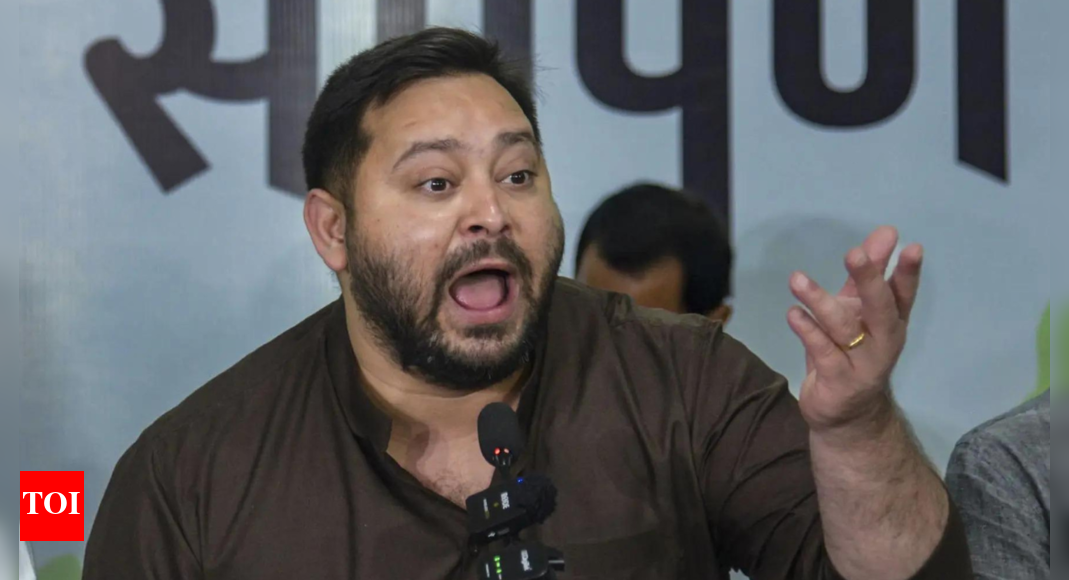 tejashwi’s-dual-voter-id-row:-lawyer-files-complaint-against-rjd-leader;-move-after-ec-asked-him-to-hand-over-epic-card