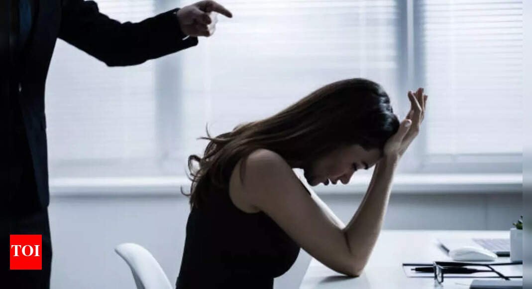 us-startup-lists-70-hour-weeks;-echoes-china’s-996-work-culture-in-silicon-valley