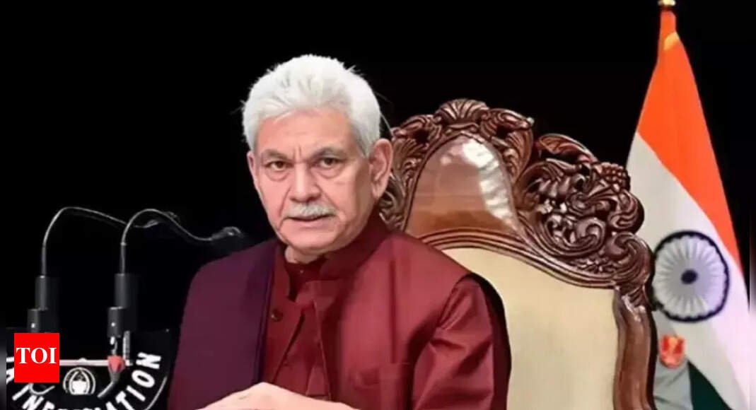 article-370-abrogation:-lg-manoj-sinha-to-hand-over-jobs-to-families-of-250-terror-victims