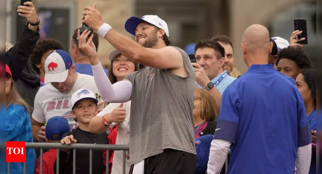 josh-allen-delights-at-bills-camp:-reunites-with-oishei-children’s-hospital;-touching-fan-moment