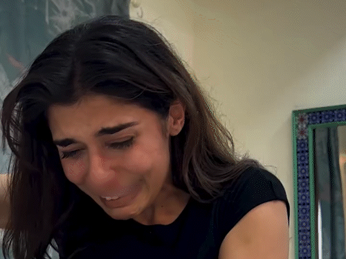 ईशा-सिंह-का-रोते-बिलखते-वीडियो-वायरल:नाक-से-बह-रहा-था-खून,-फैंस-को-फिक्रमंद-होते-देख-एक्ट्रेस-ने-दी-सफाई