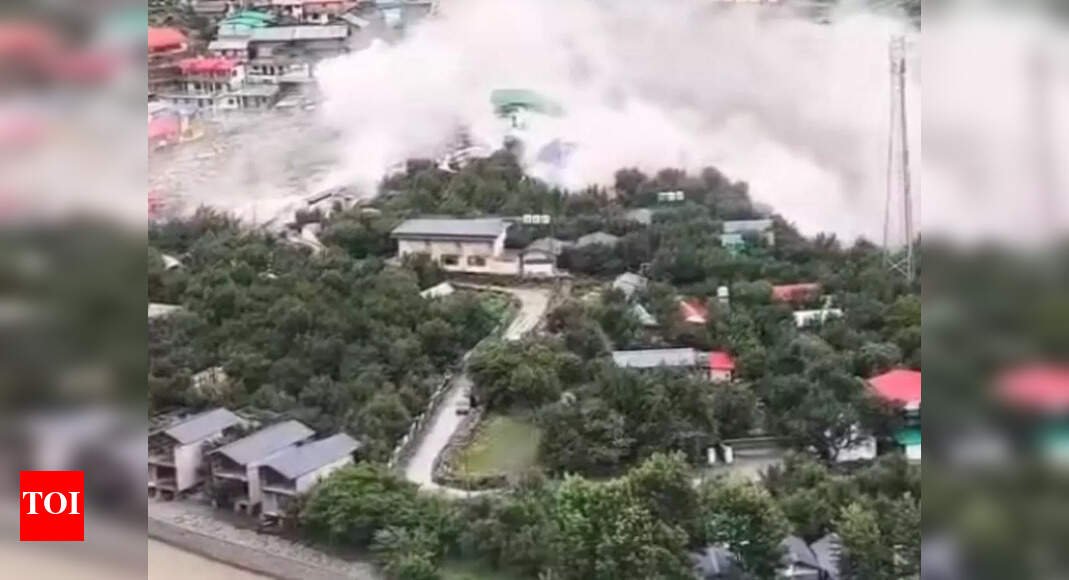uttarakhand-cloudburst-update:-dharali-faces-heavy-loss-—when-and-how-do-cloudbursts-happen