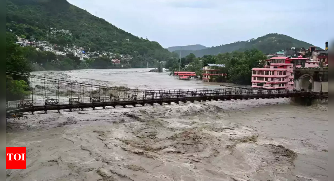 uttarakhand-cloudburst:-rain-alert-forces-school-closures-across-four-districts