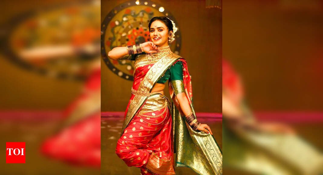 amruta-khanvilkar-wins-her-first-maharashtra-state-film-award-for-‘chandramukhi’