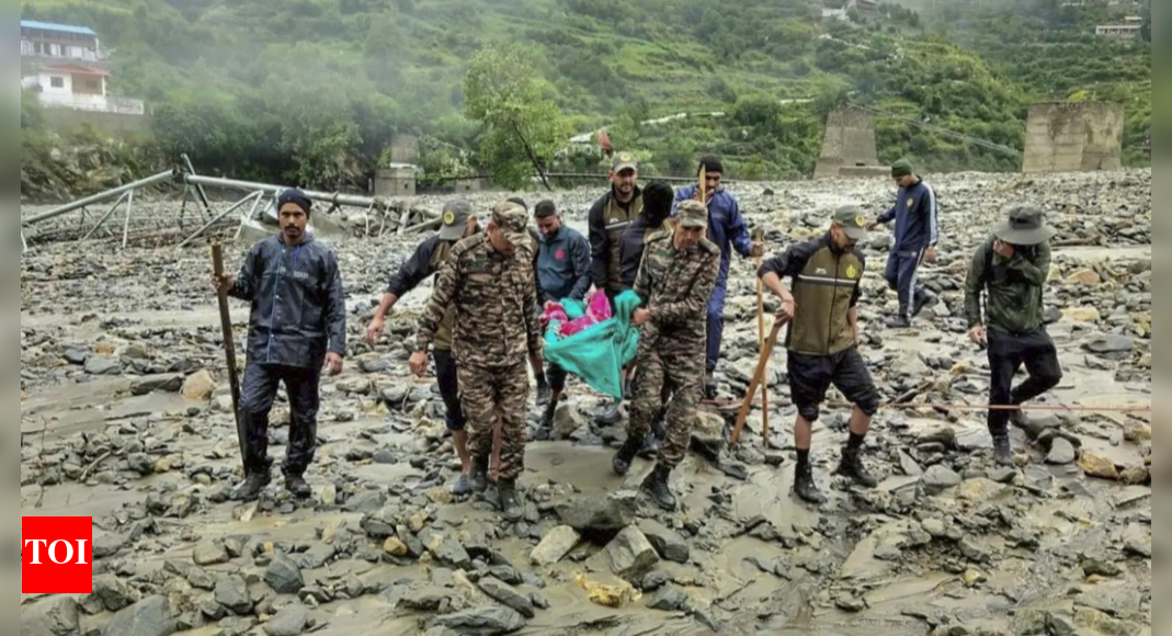 uttarakhand-floods:-11-army-jawans-missing;-rescue-ops-underway