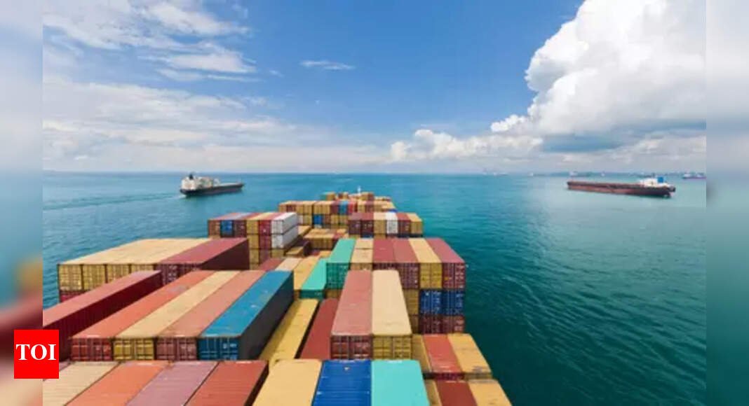 us-india-tariff-war:-fieo-warns-msmes-could-take-major-hit;-50%-tariffs-to-affect-55%-of-shipments