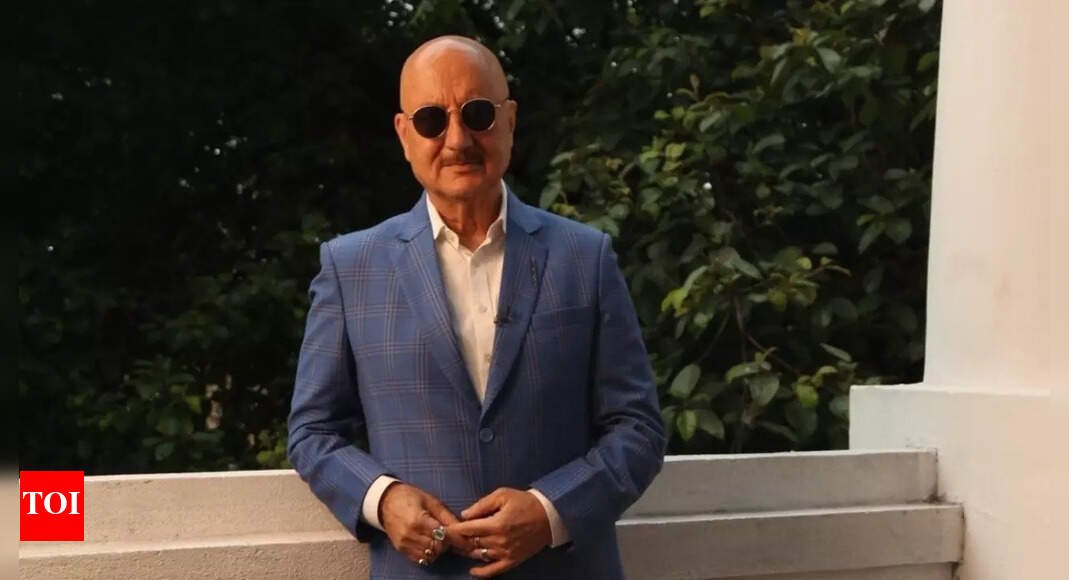 anupam-kher-breaks-silence-on-saiyaara-dominating-tanvi-the-great-at-box-office:-‘agar-paisa-hi-sab-kuch-hota…’