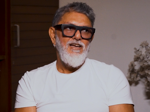 फिल्म-देखकर-रो-पड़े-मिल्खा-सिंह,:‘भाग-मिल्खा-भाग’-के-लिए-सिर्फ-1-रुपया-लिया,-फरहान-के-ट्रांसफॉर्मेशन-पर-बेटी-बोलीं-ये-तो-पापा-हैं