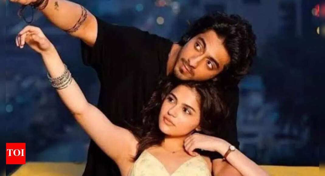 ‘saiyaara’-box-office-collection-day-20:-ahaan-panday-aneet-padda’s-romantic-drama-dips-to-rs-2-crore-on-third-wednesday;-still-holds-strong-against-‘son-of-sardaar-2’-and-‘dhadak-2’