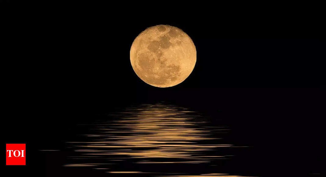 sturgeon-moon-2025:-when-and-where-to-watch-the-rare-2-night-full-moon
