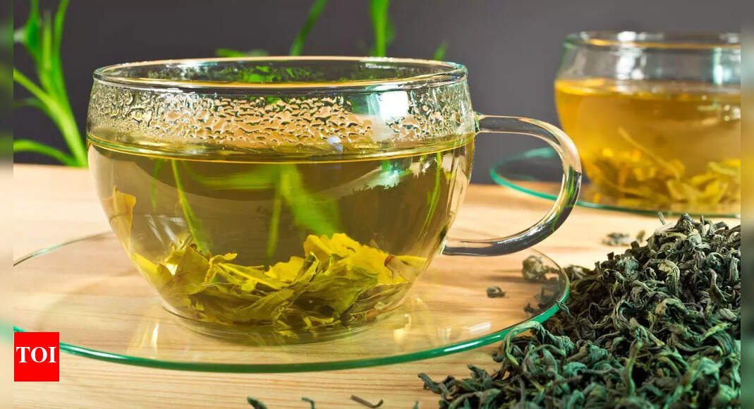 green-tea-isn’t-for-everyone:-6-types-of-people-who-should-avoid-drinking-it
