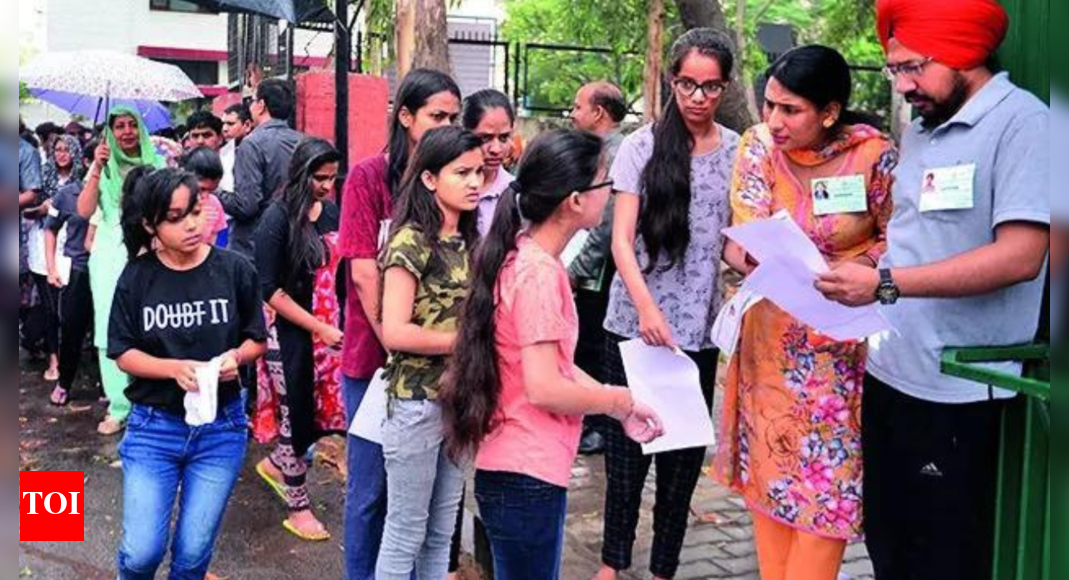 sc-says-evaluate-neet-booklets-manually