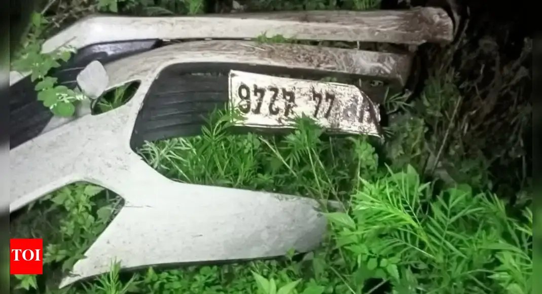 chamba-tragedy:-6-dead-as-car-crushed-by-boulders