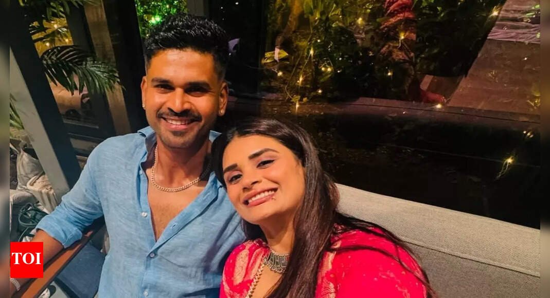 ‘happy-rakshabandhan’:-shreyas-iyer-posts-cute-photo-with-sister-shresta-–-watch