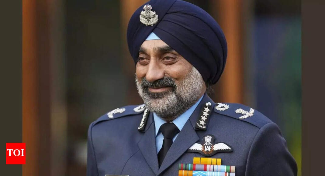 operation-sindoor:-iaf-chief-says-india-shot-down-6-pakistani-aircraft;-calls-s-400-game-changer