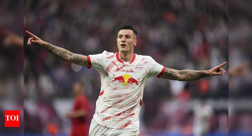 who-is-benjamin-sesko?-the-22-year-old-man-united’s-e85m-signing