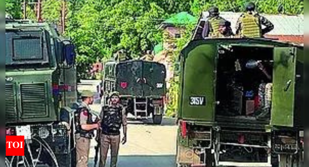 j&k:-2-soldiers-killed-as-9-day-kashmir-gunfight-grinds-on