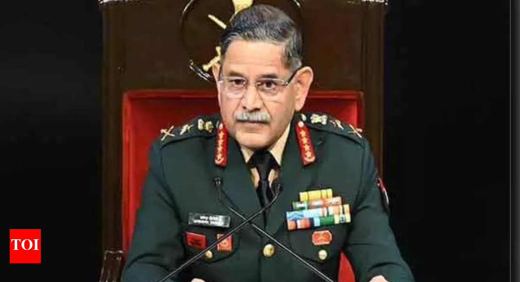 ‘if-you-ask-a-pakistani…’:-army-chief-mocks-pak-victory-claim;-credits-‘free-hand’-for-op-sindoor-success