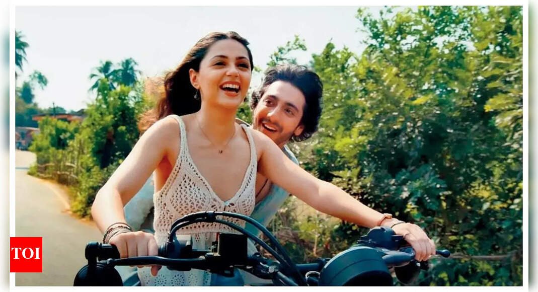 mohit-suri,-ahaan-panday-and-aneet-padda’s-‘saiyaara’-needs-little-over-rs-6-crore-to-beat-salman-khan’s-bajrangi-bhaijaan-to-become-14th-biggest-hit-of-hindi-cinema