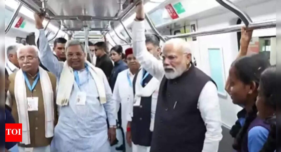 relief-for-commuters:-pm-narendra-modi-flags-off-bengaluru-metro’s-yellow-line;-takes-ride-with-karnataka-cm-siddaramaiah-and-dy-cm-dk-shivakumar