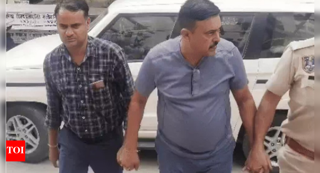 2021-si-exam-paper-leak-case:-head-constable,-son-arrested