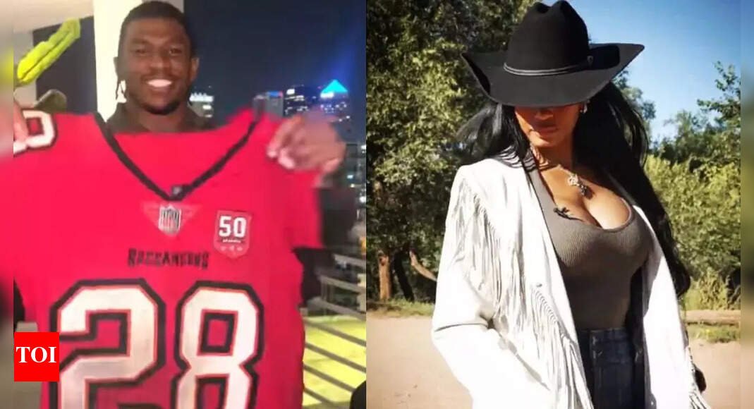 “he-didn’t-want-my-jersey”:-shilo-sanders’-nfl-debut-sees-mom-pilar’s-awkward-bucs-jersey-gift-after-coach-dad-refuses