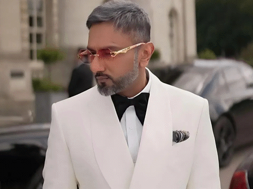 पंजाब-महिला-आयोग-ने-सिंगर-हनी-सिंह-औजला-को-तलब-किया:कहा-इनके-गाने-महिलाओं-को-ठेस-पहुंचाते-हैं,-दोनों-सिंगरों-से-वजह-पूछी-जाएगी