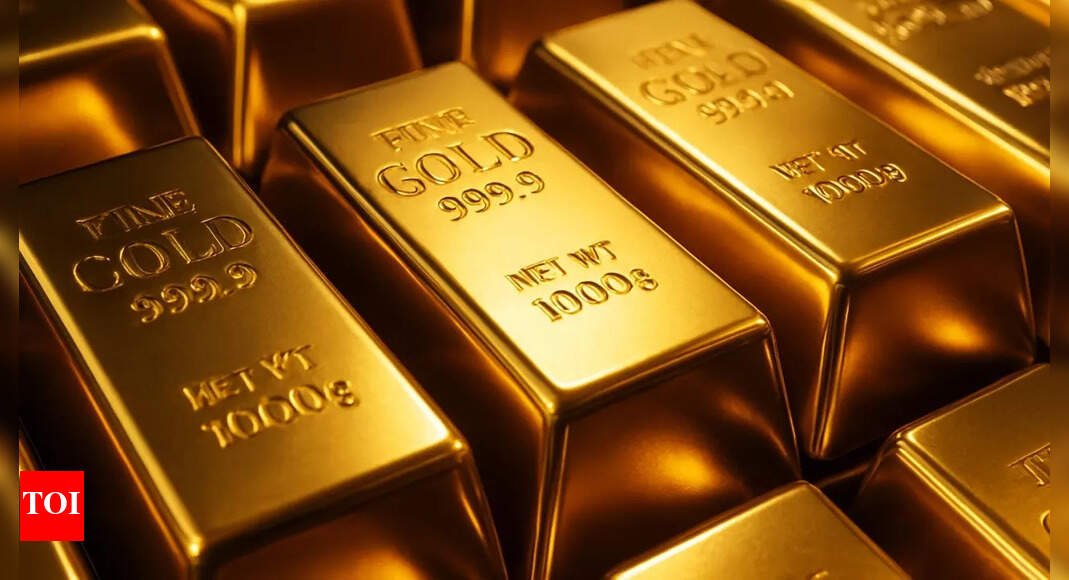 gold-price-prediction:-what’s-the-gold-rate-outlook-for-august-11,-2025-week-–-should-you-buy-or-sell?