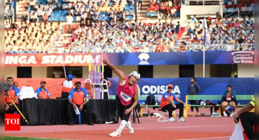 still-working-on-angle-and-runup-for-worlds,-annu-rani-claims-title-amid-huge-cheers