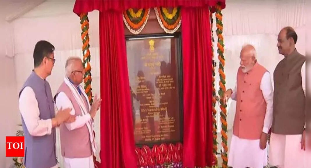 ‘some-people-will-feel-uncomfortable’:-at-mp-flat-launch-event-in-delhi,-pm-narendra-modi-takes-‘kosi’-jibe-at-opposition-ahead-of-bihar-polls