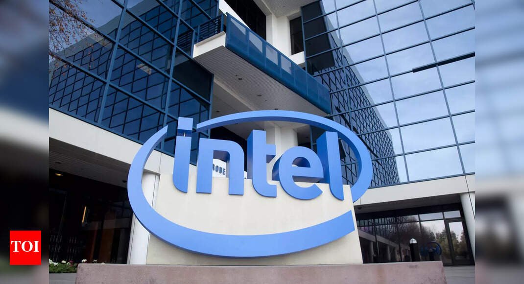 trump-asks-intel-ceo-to-resign:-former-directors-call-for-a-new-company,-say-‘only-a-dramatic…’