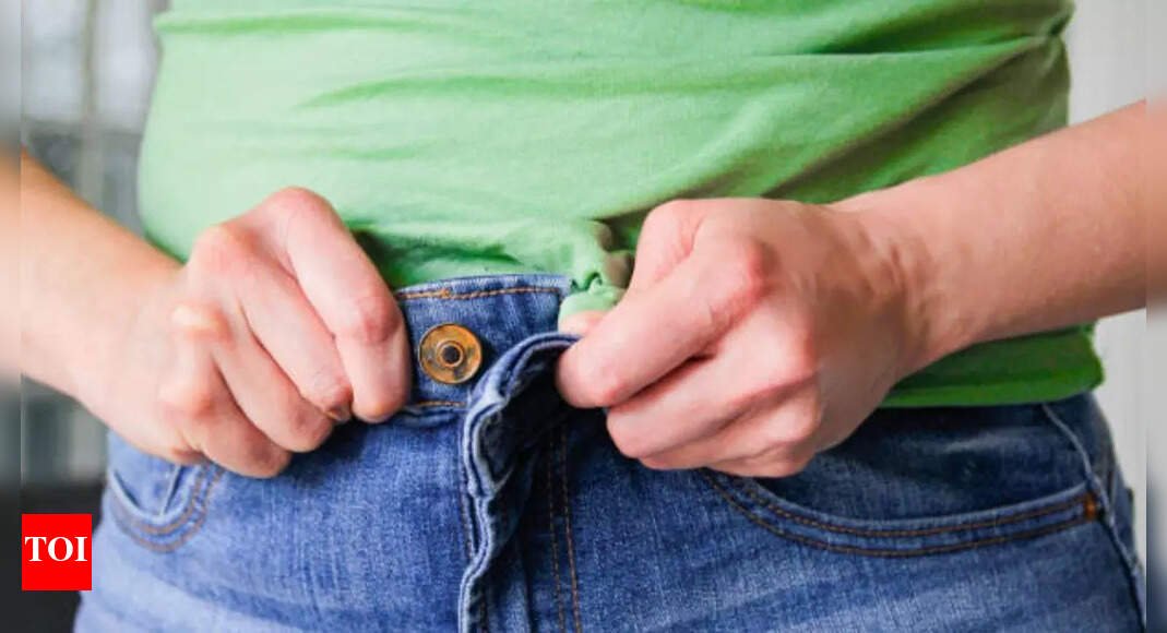 bloating-is-not-normal:-how-enzyme-based-supplements-can-help-reduce-water-retention