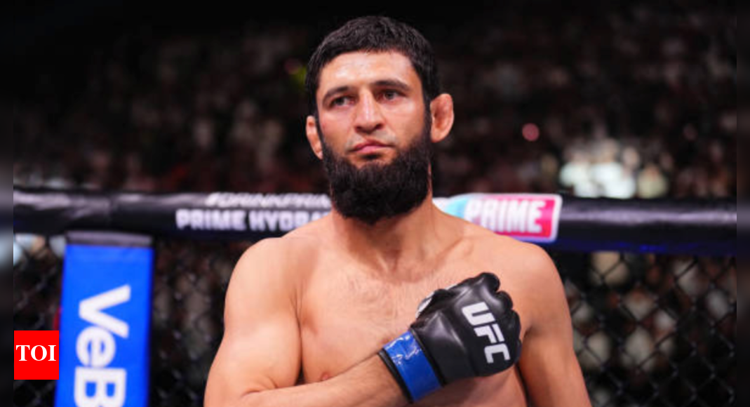 “technically-sound,-perfect,-correct”:-former-ufc-champion-lauds-khamzat-chimaev’s-flawless-fighting-style