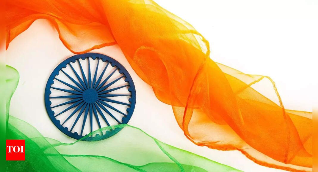happy-independence-day-2025:-top-50-wishes,-messages-and-quotes