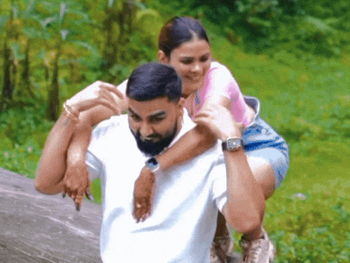 यूट्यूबर-अरमान-मलिक-को-पटियाला-कोर्ट-से-समन:पत्नी-समेत-पेश-होने-का-आदेश,-दो-शादियां-करने-और-धार्मिक-भावनाएं-आहत-का-मामला