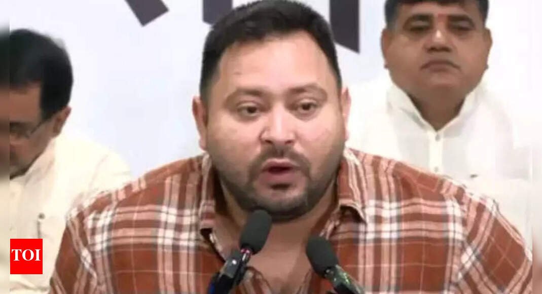 bihar-polls:-‘ec-is-helping-bjp,’-alleges-rjd’s-tejashwi-yadav