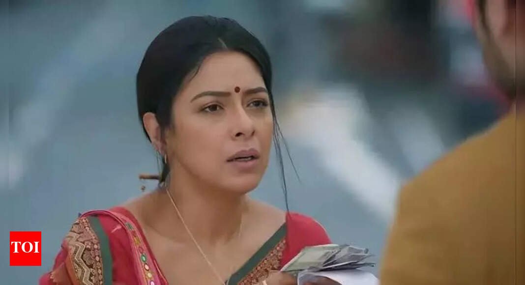 anupamaa:-hasmukh-apologizes-to-preet-amidst-pakhi’s-accusations;-tensions-rise-over-stolen-necklace
