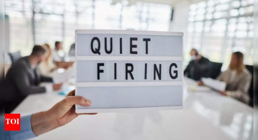 what-is-‘quiet-firing’-and-are-you-facing-it-at-work?-5-signs-you-must-notice
