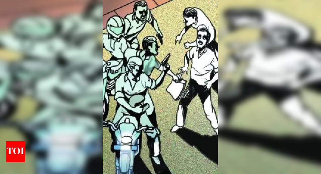 romance-to-robbery:-chhattisgarh-woman-steals-rs-2-lakh-to-buy-boyfriend-a-bike,-both-held