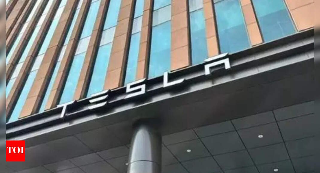 tesla-drives-into-delhi:-inside-details-of-aerocity-experience-centre;-test-drives,-ultra-fast-chargers-&-more
