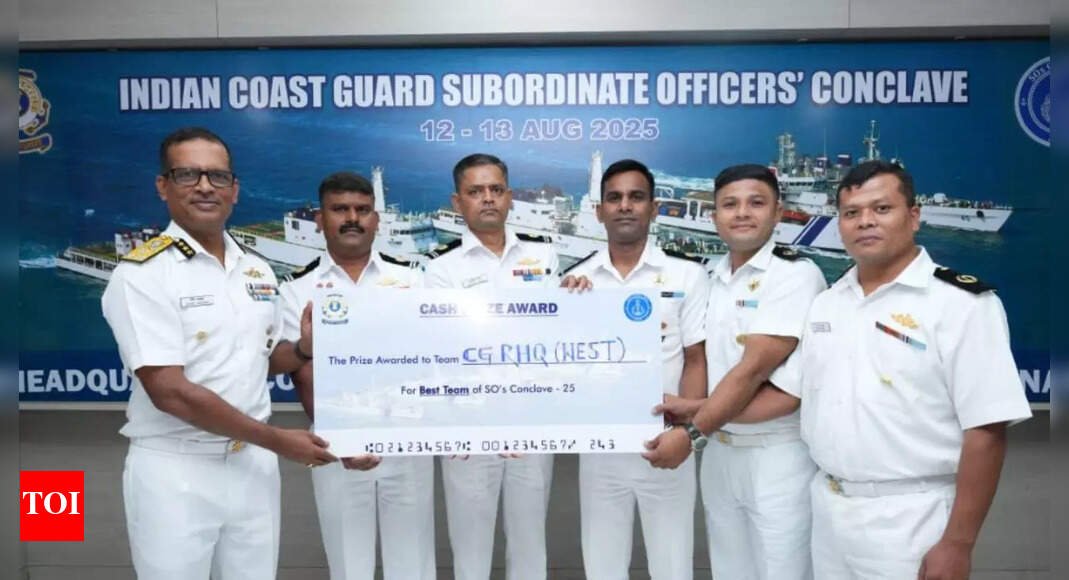 indian-coast-guard-eastern-seaboard-conducts-8th-subordinate-officers’-conclave-virtually-in-visakhapatnam