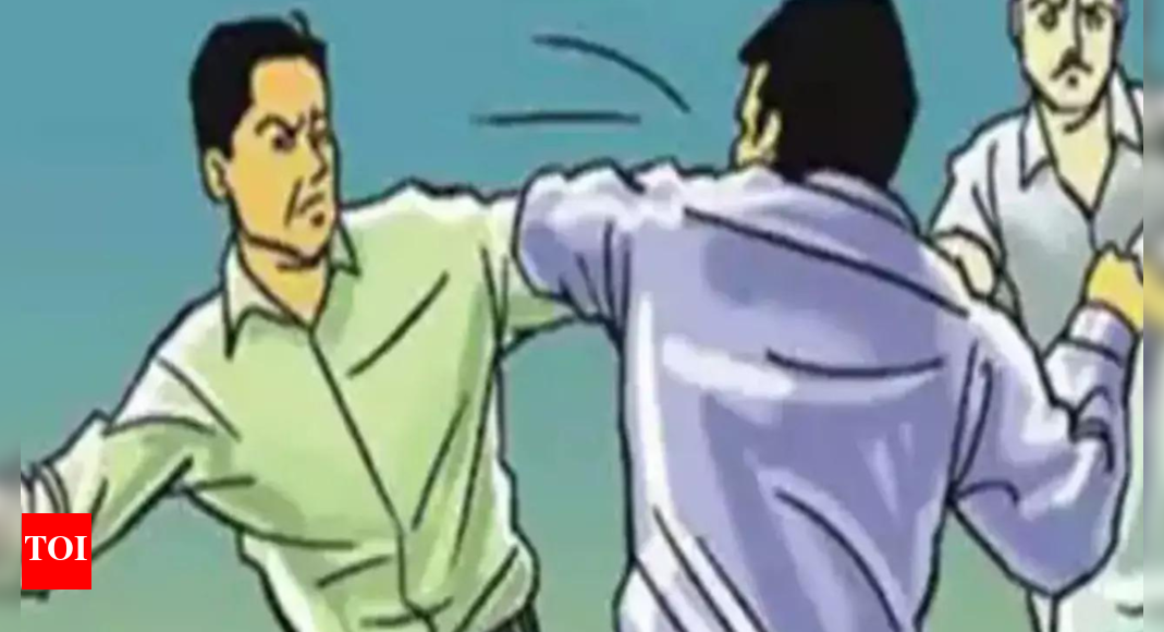 junagadh-horror:-dalit-man-beaten,-abused-for-‘sporting-moustache-&-beard’