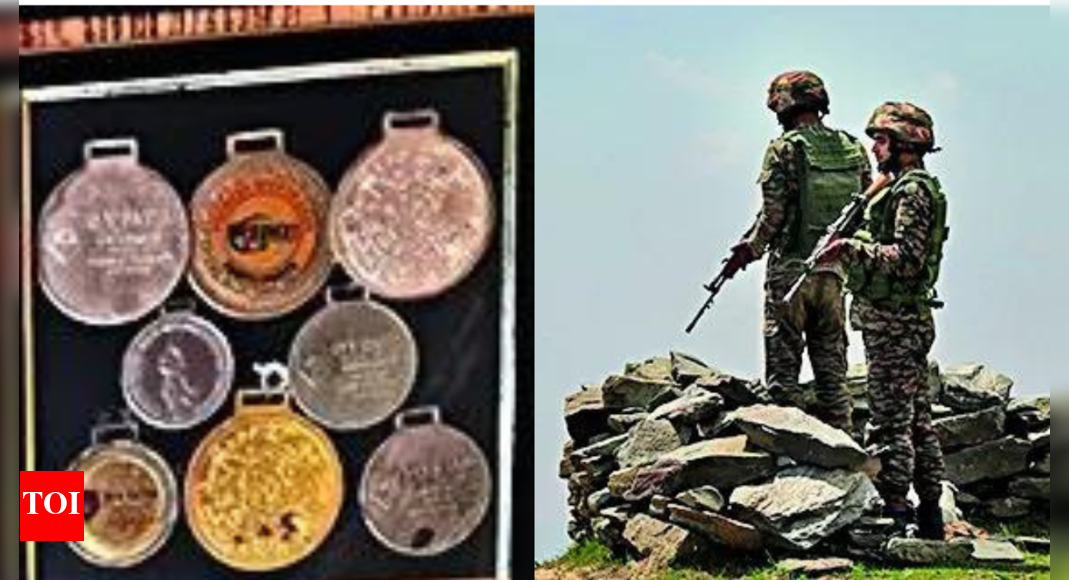 independence-day:-5-shaurya-chakras-for-war-on-terror-&-naxals