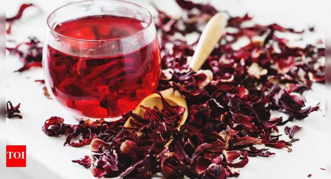 improve-heart-health,-liver-function,-cholesterol,-and-more:-7-powerful-health-benefits-of-hibiscus-tea