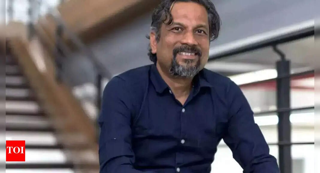 zoho-co-founder-sridhar-vembu:-sparks-ai-warning-and-urges-caution